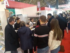 Lee más sobre el artículo C’est délicieux ! Siete empresas alimentarias aragonesas exponen en Francia con el apoyo de Aragón Exterior