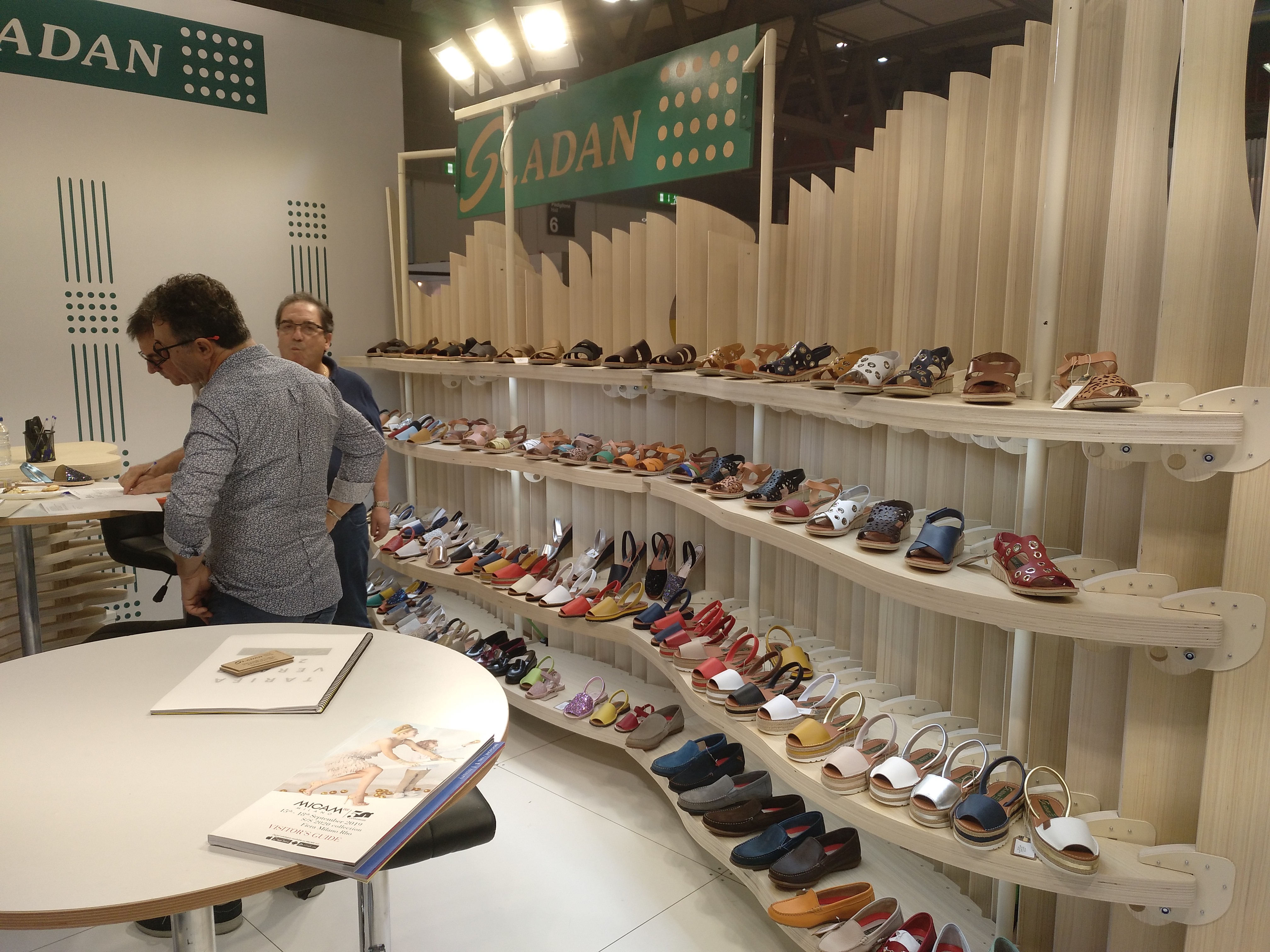 El calzado #madeinAragón regresa a Milán para participar en la feria internacional más importante del sector