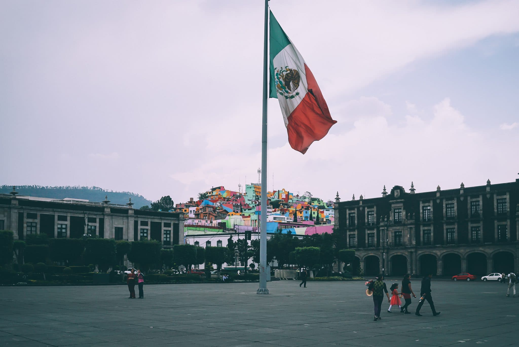 Lee más sobre el artículo «La confianza de los mexicanos se gana haciendo el camino, no funciona en remoto»