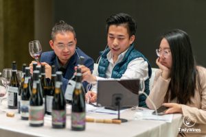 El Gobierno de Aragón respalda la promoción del vino aragonés en Asia
