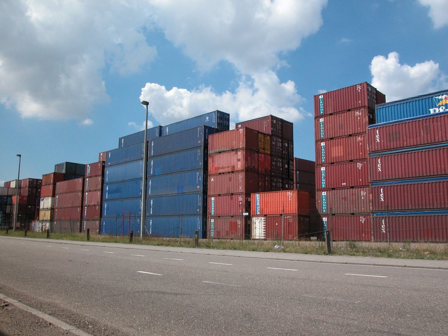 Las exportaciones aragonesas aumentan un 13,3% anual en el acumulado de los tres primeros trimestres del año