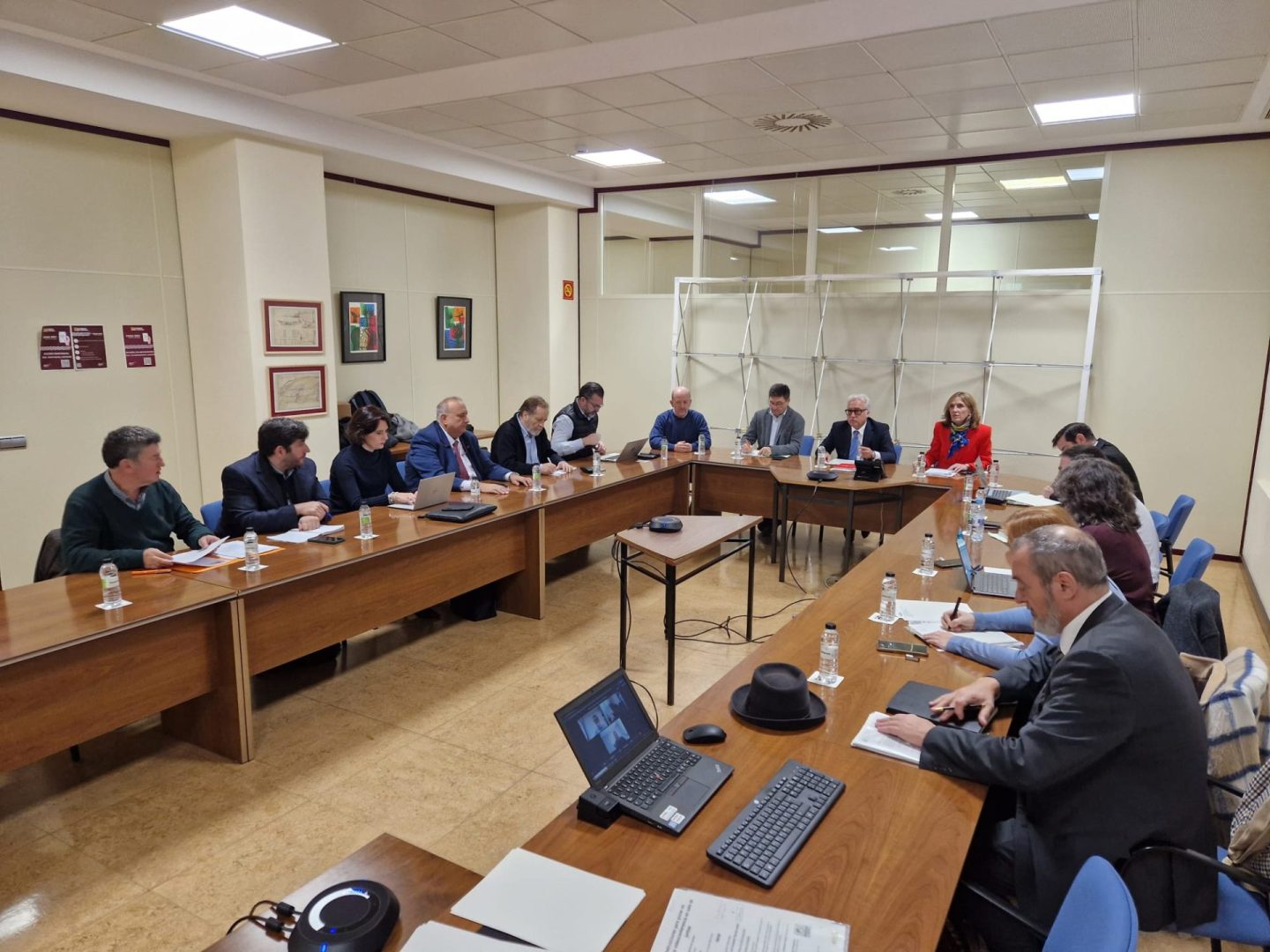 En este momento estás viendo El Comité de Expertos en Peste Porcina Africana celebra su primera reunión y fija una hoja de ruta coordinada