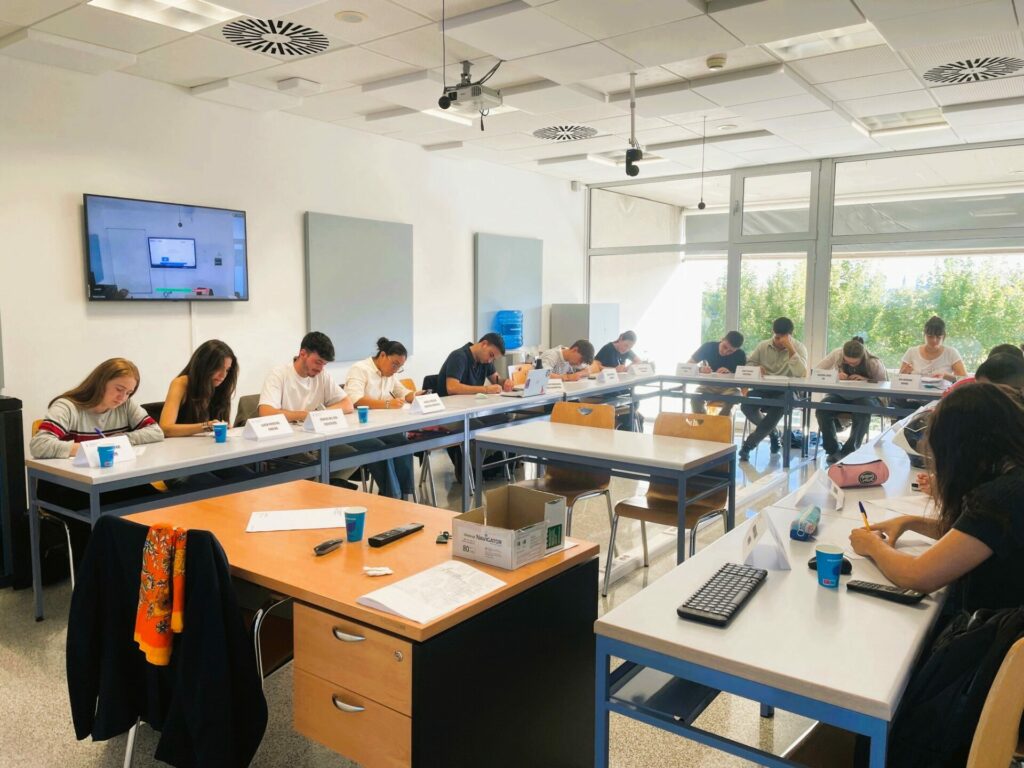 En este momento estás viendo AREX busca empresas exportadoras interesadas en incorporar estudiantes de MAGICEX en prácticas